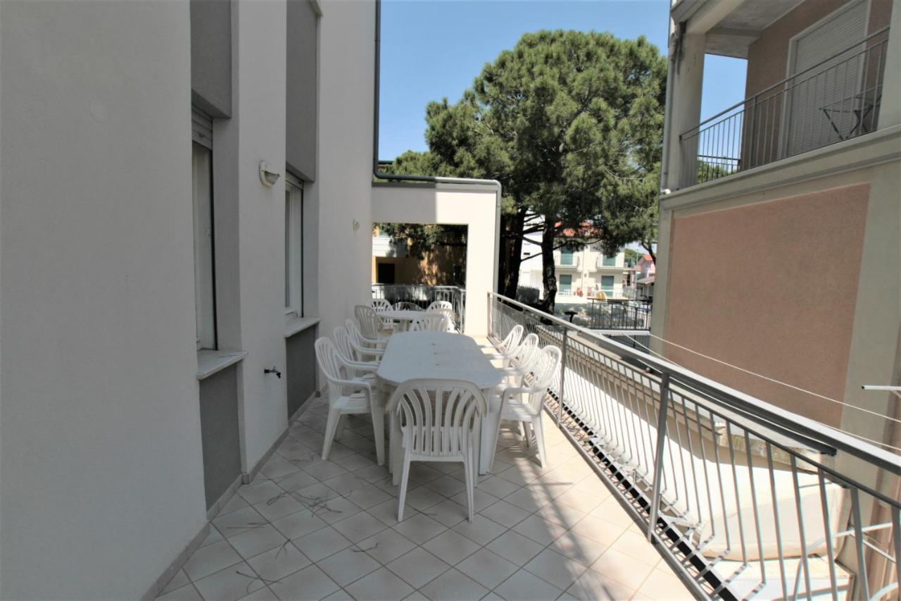 Ferienwohnung Flavia Lido di Jesolo Exterior foto