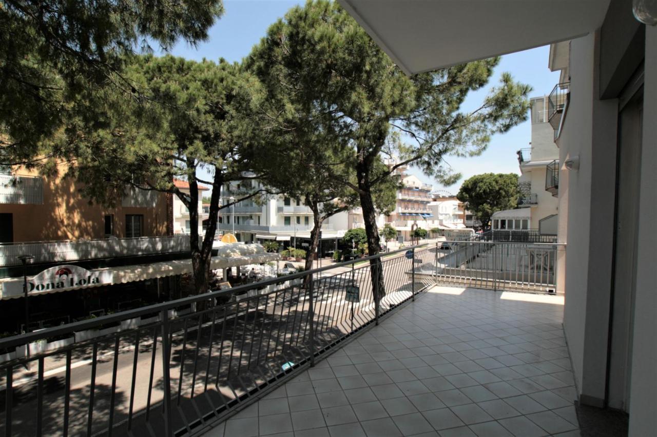 Ferienwohnung Flavia Lido di Jesolo Exterior foto