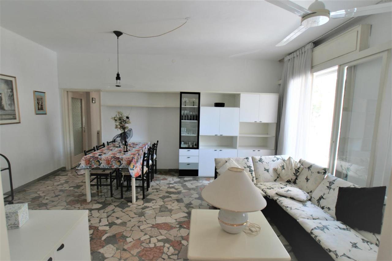 Ferienwohnung Flavia Lido di Jesolo Exterior foto