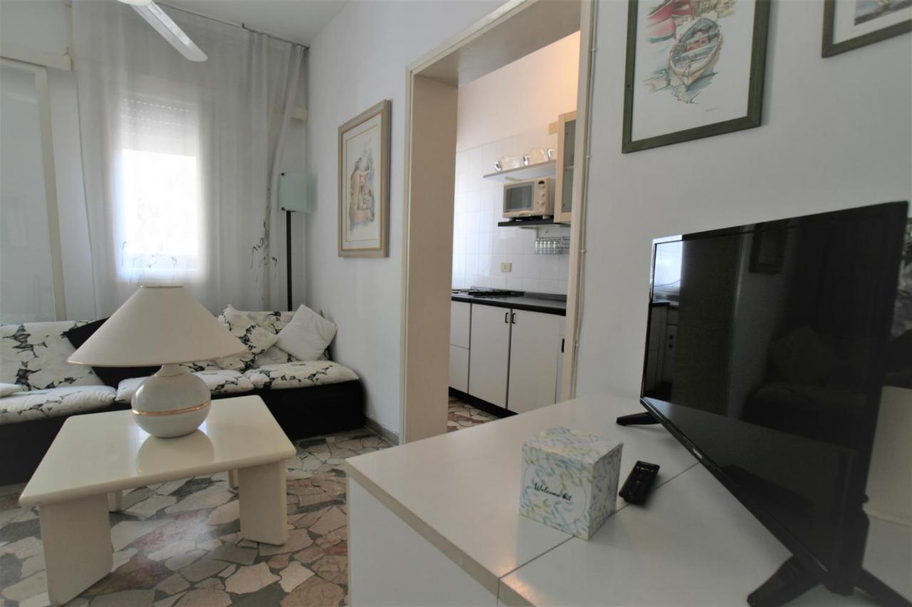 Ferienwohnung Flavia Lido di Jesolo Exterior foto